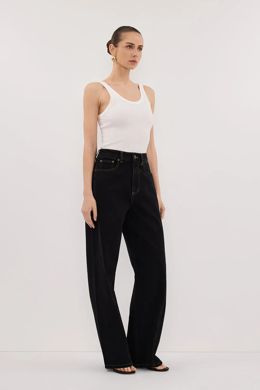 CARSON JET BLACK TALL WIDE LEG JEAN sold by Dissh product image thumbnail 3