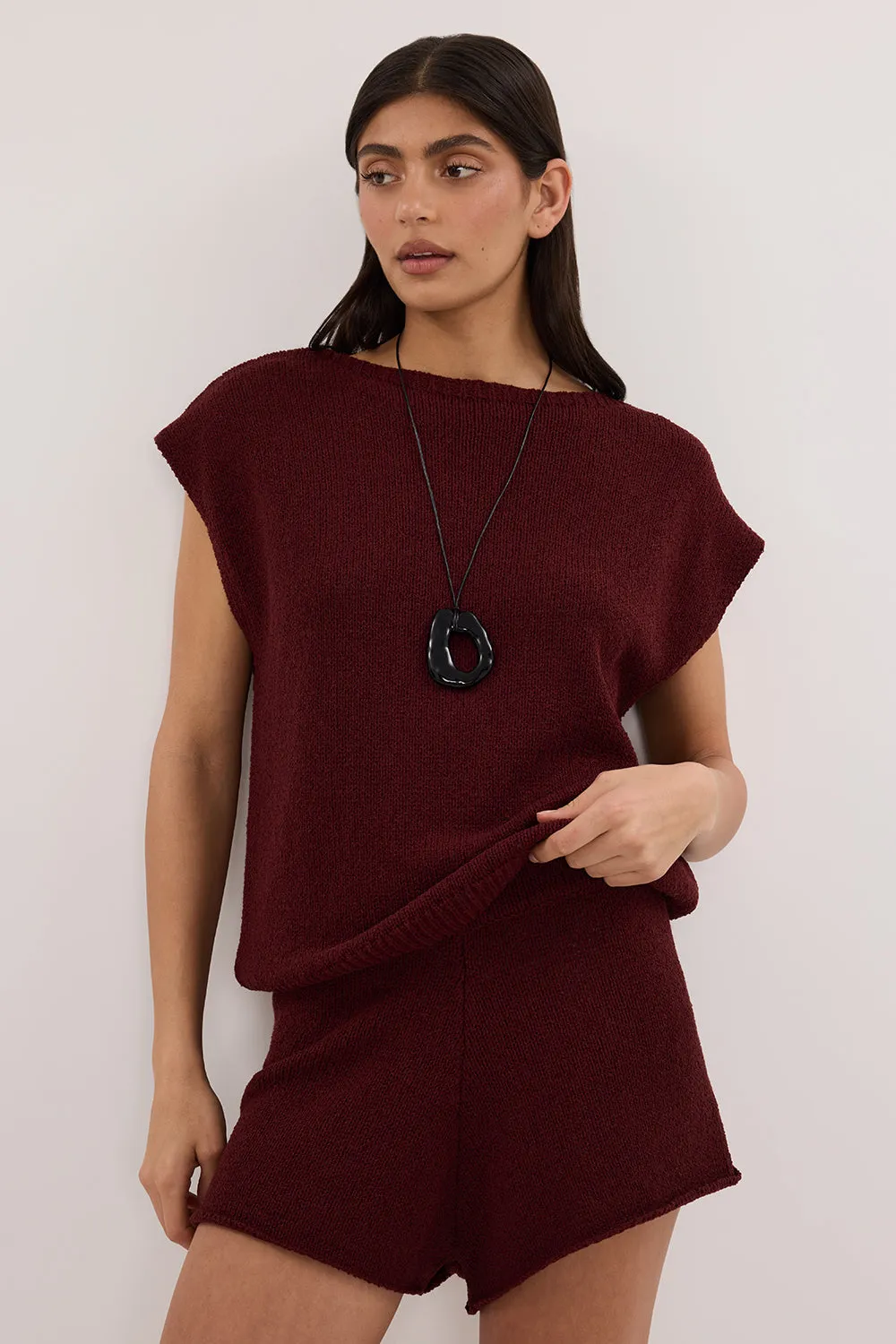 ASPEN SANGRIA KNIT SHORT sold by Dissh product image thumbnail 3