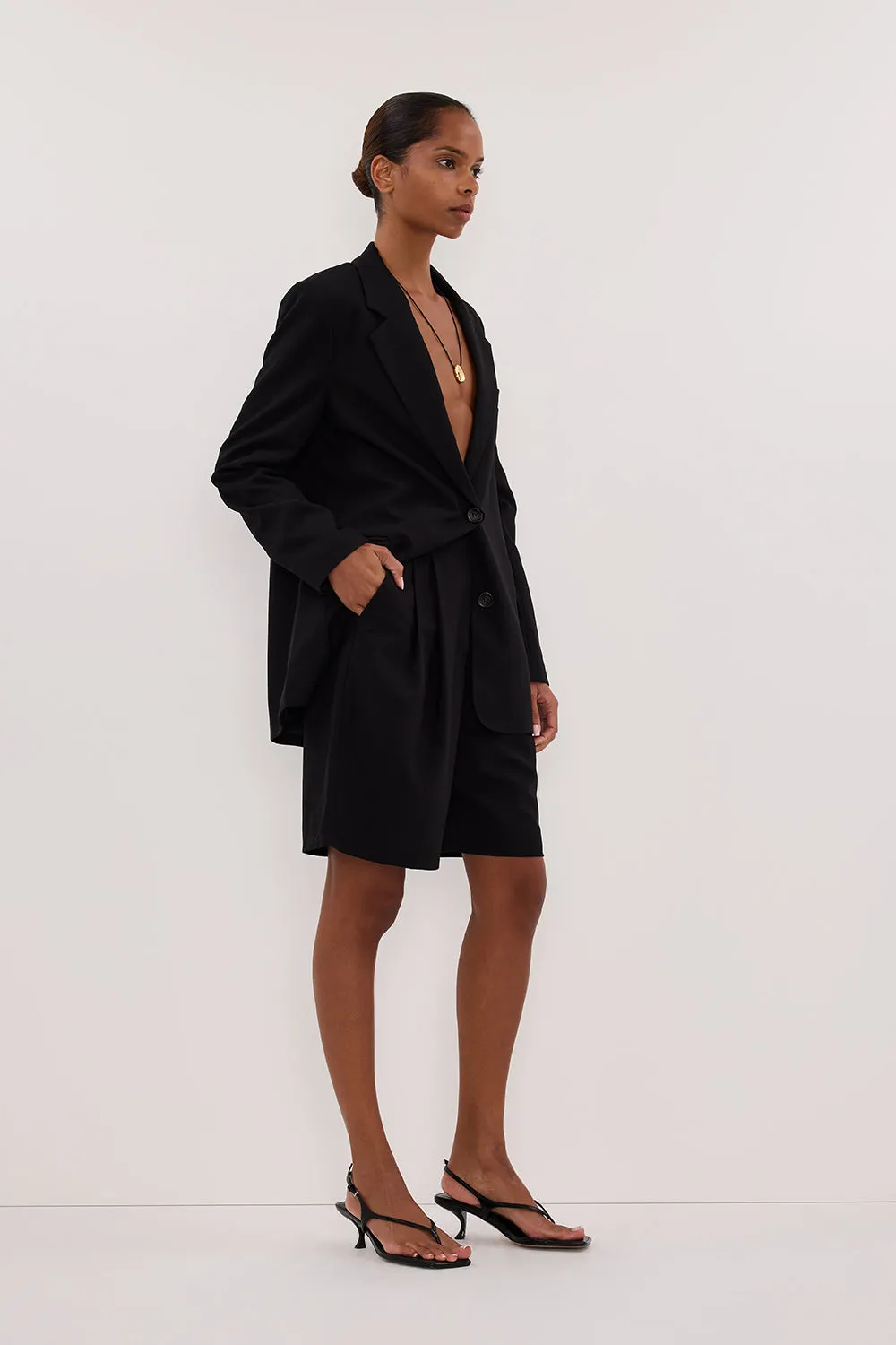 LIZA BLACK TAILORED BERMUDA SHORT sold by Dissh product image thumbnail 3