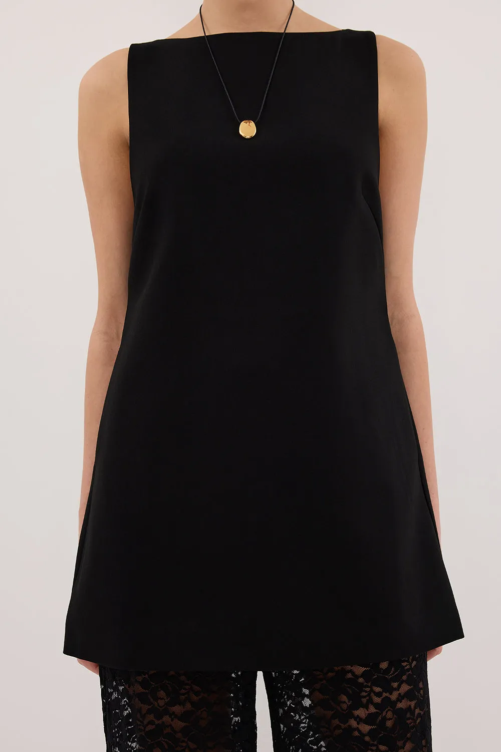 ROWIE BLACK SLEEVELESS BOAT NECK TUNIC TOP sold by Dissh product image thumbnail 5