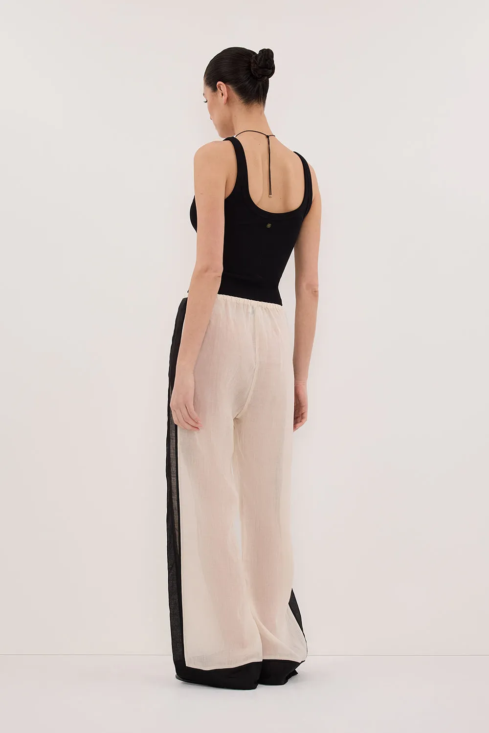 VIVIANNA SANDSTONE RAMIE PANT sold by Dissh product image thumbnail 4