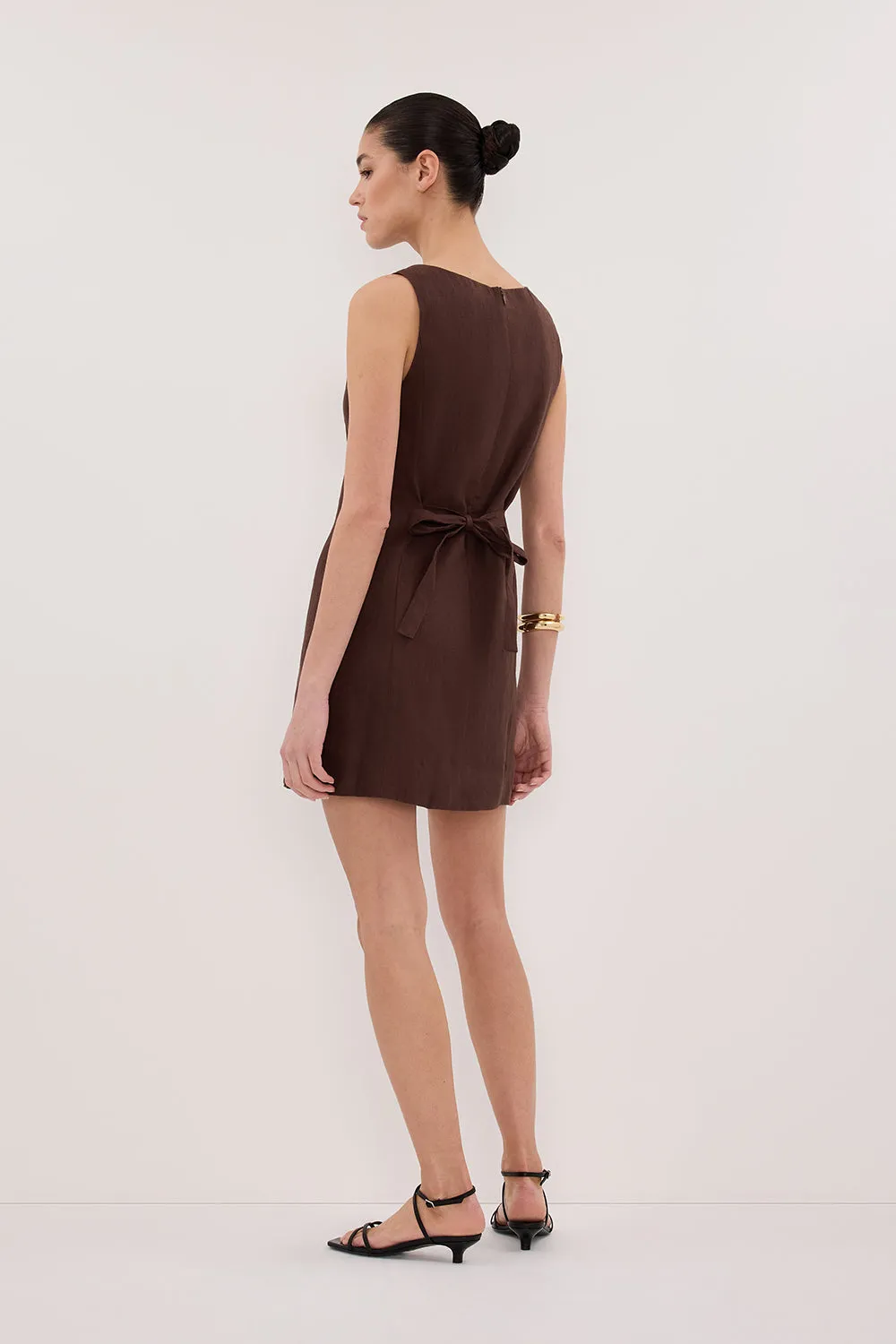 LACY COCOA SLEEVELESS LINEN MINI DRESS sold by Dissh product image thumbnail 4