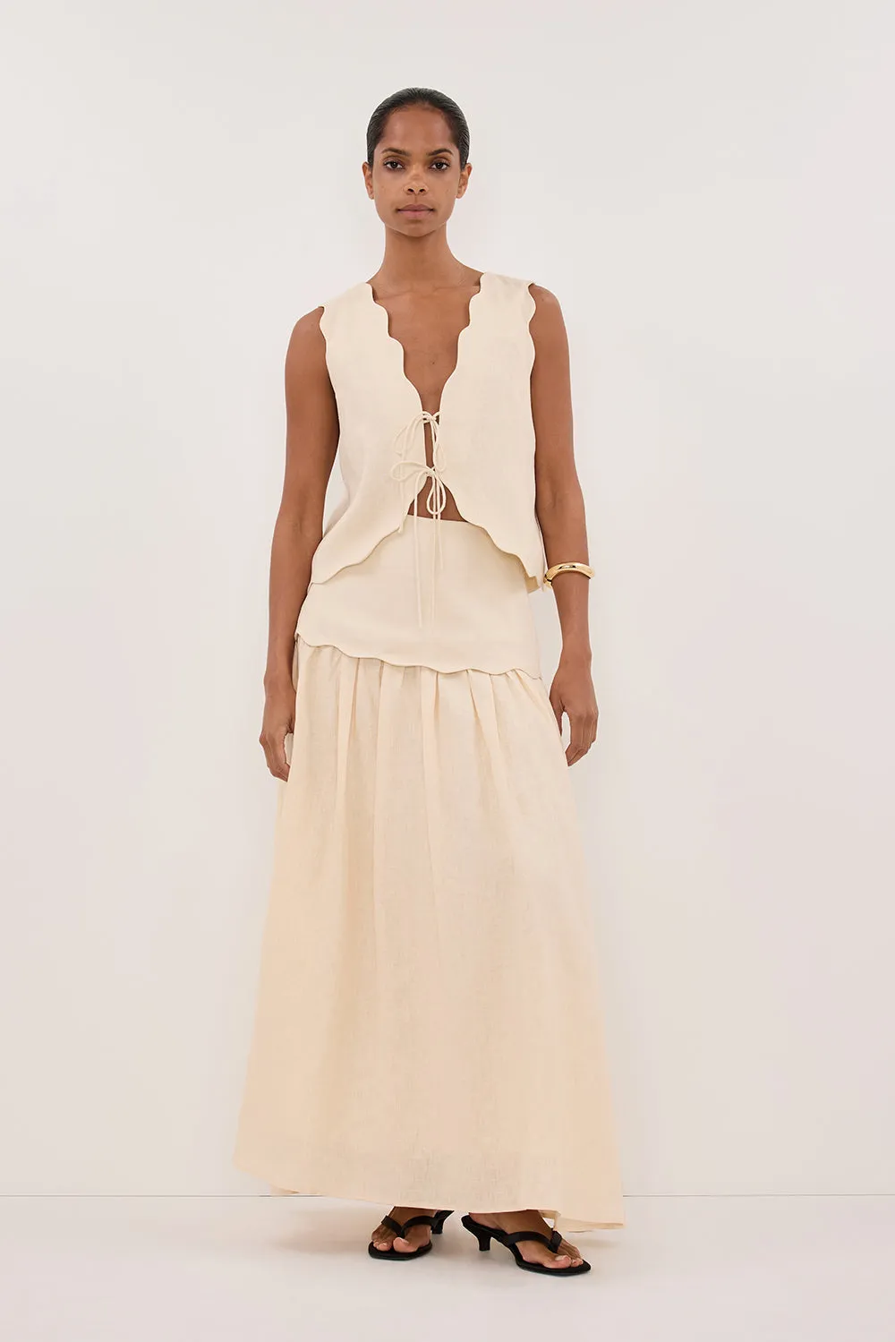 LELA SANDSTONE SLEEVELESS LINEN VEST TOP sold by Dissh product image thumbnail 2