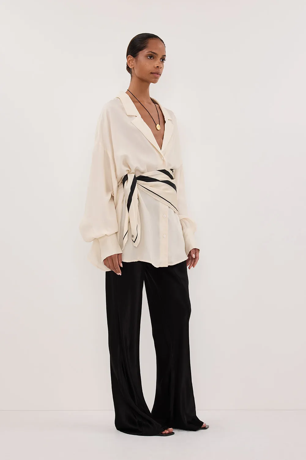 LUCILLE STRAW LONG SLEEVE CUPRO SHIRT - PRE ORDER sold by Dissh product image thumbnail 3