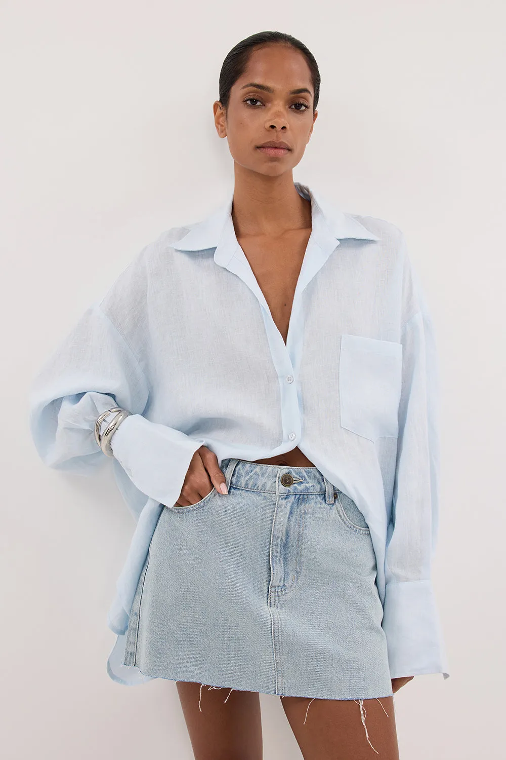 DANA LIGHT RINSE DENIM MINI SKIRT sold by Dissh product image thumbnail 2