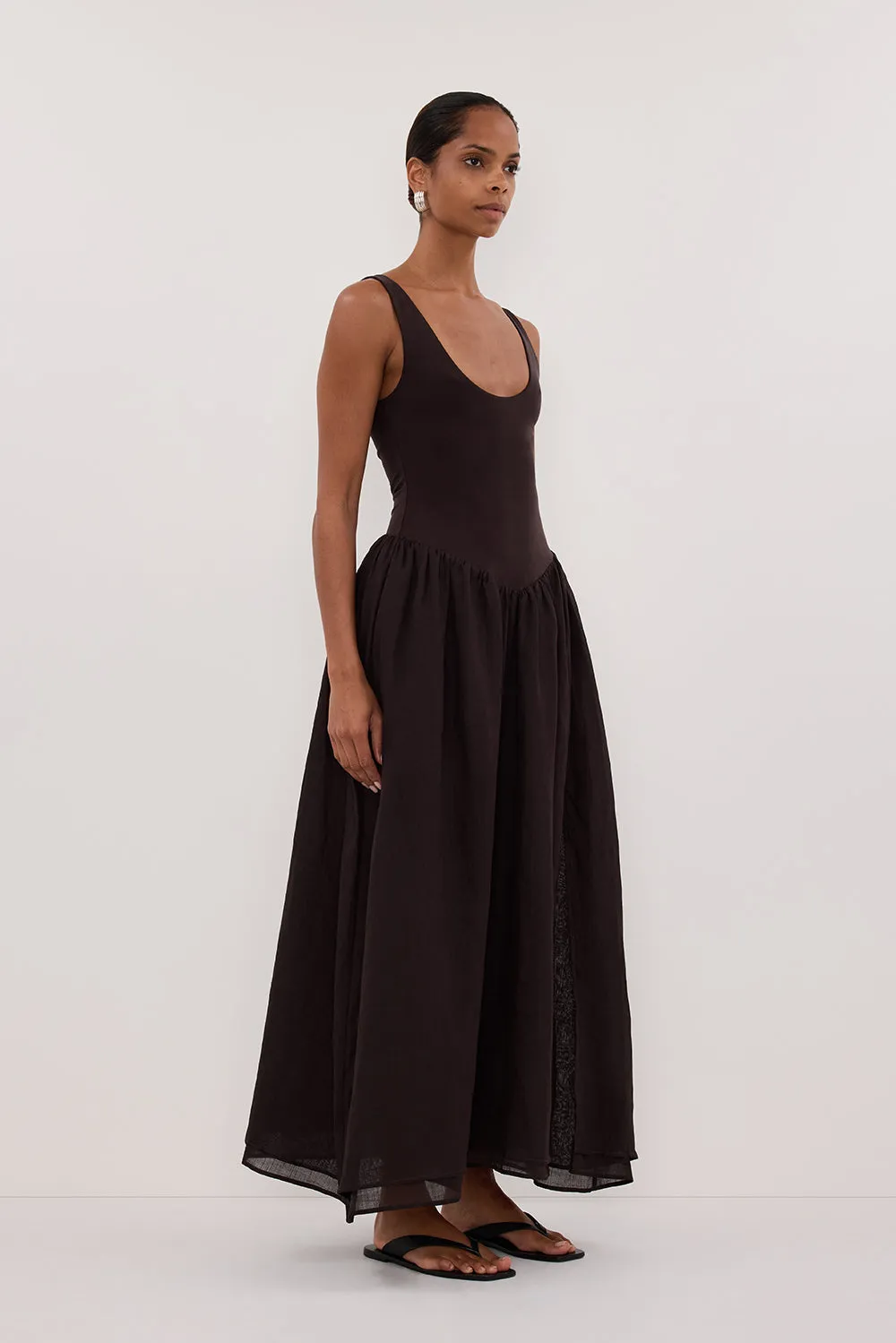 SKYLER BURNT CHOC HYBRID MIDI DRESS sold by Dissh product image thumbnail 4