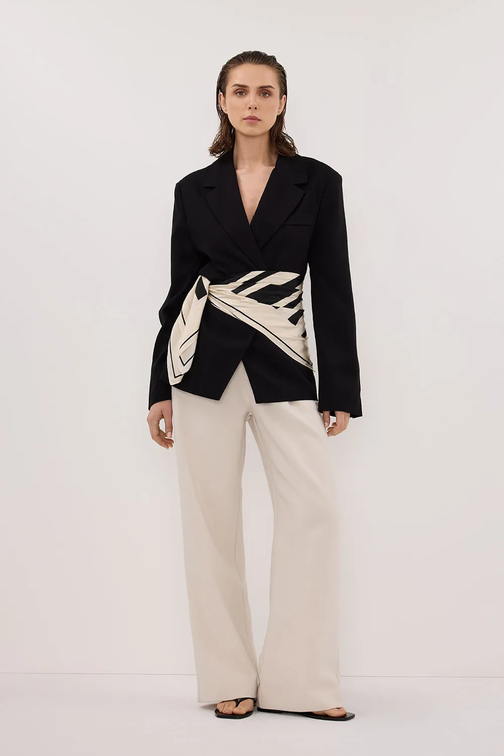 SURI BLACK CINCHED BLAZER sold by Dissh