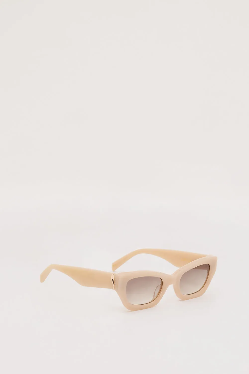 LUV LOU THE SUTTON NUDE HAZE SUNGLASSES sold by Dissh product image thumbnail 3