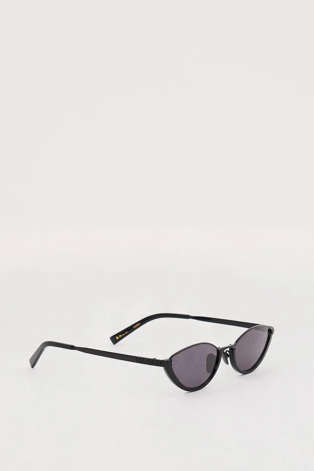 LUV LOU THE LIA BLACK SUNGLASSES sold by Dissh product image thumbnail 3