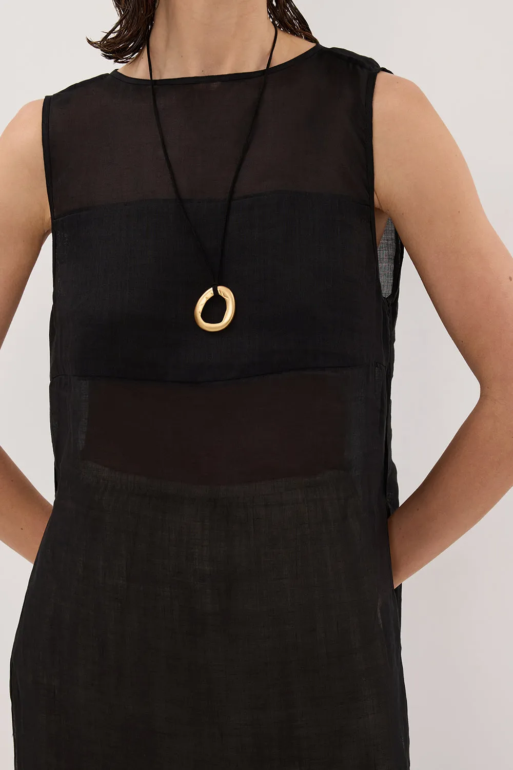 KAI BLACK SLEEVELESS RAMIE TUNIC TOP sold by Dissh product image thumbnail 4