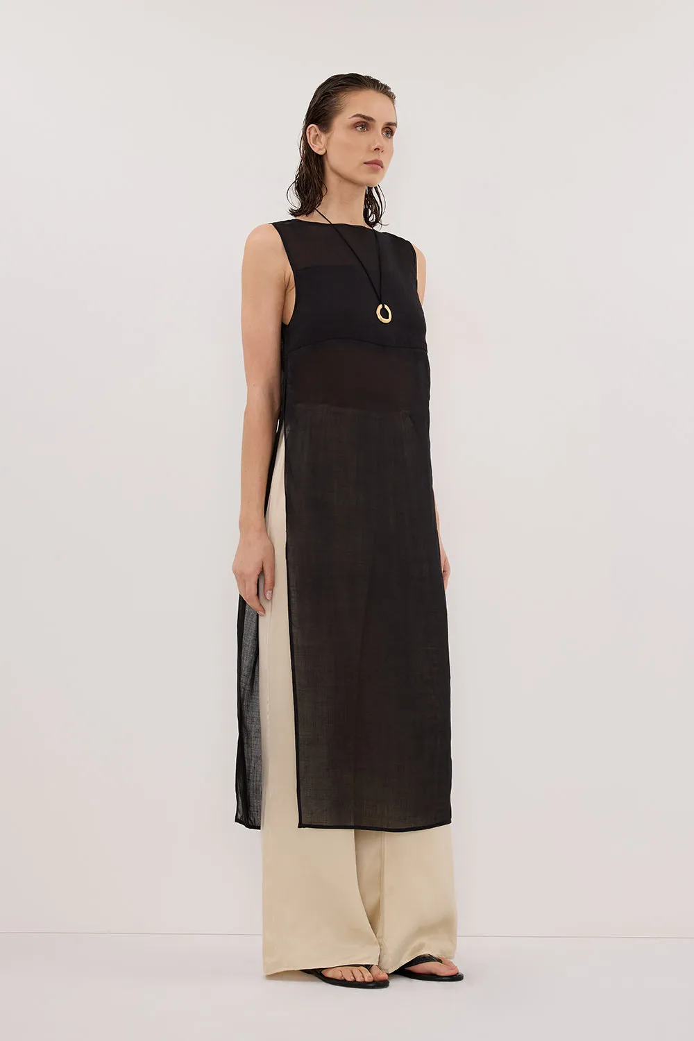 KAI BLACK SLEEVELESS RAMIE TUNIC TOP sold by Dissh product image thumbnail 2