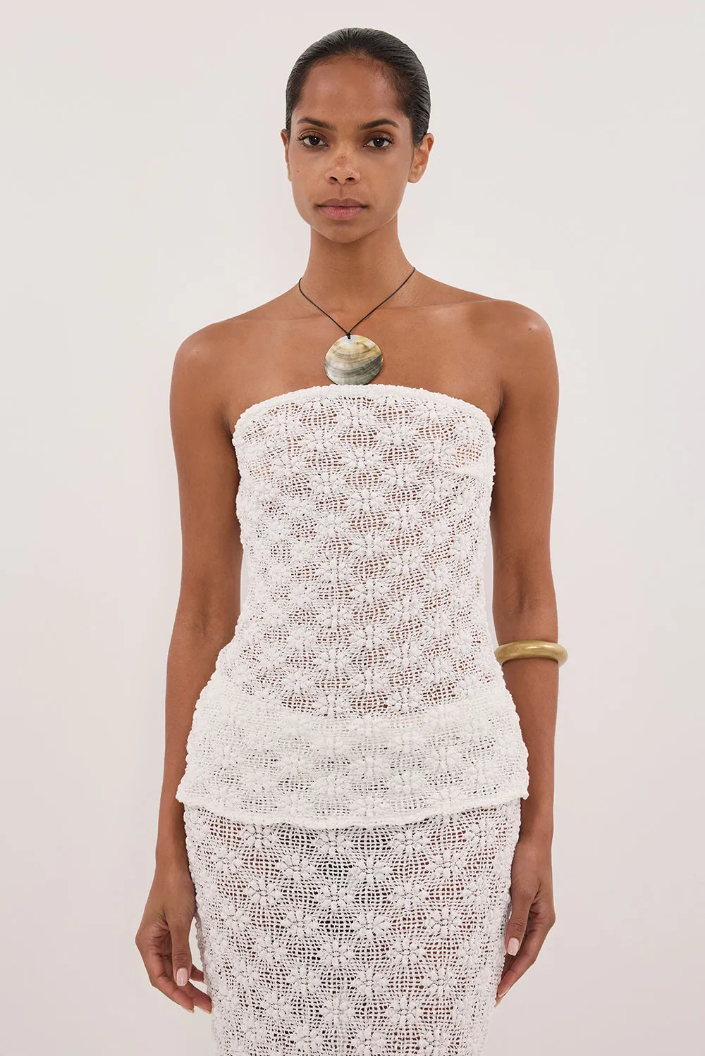 AGNES WHITE CROCHET BANDEAU TOP sold by Dissh product image thumbnail 2