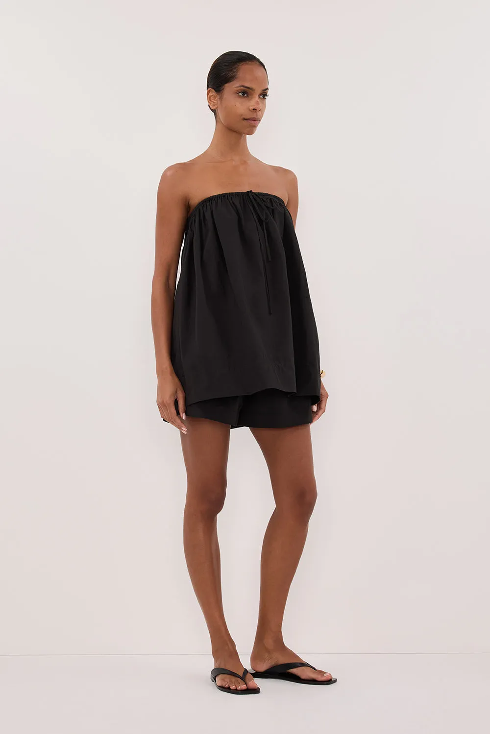 SOMMER BLACK STRAPLESS POPLIN TOP sold by Dissh product image thumbnail 3