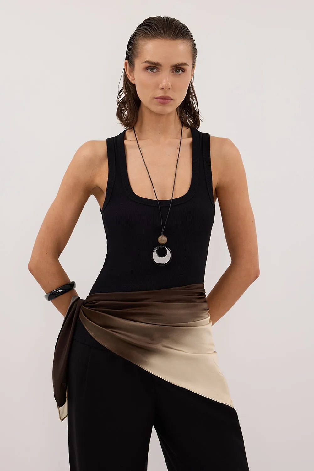 CLARA BLACK SCOOP NECK TANK TOP sold by Dissh product image thumbnail 2
