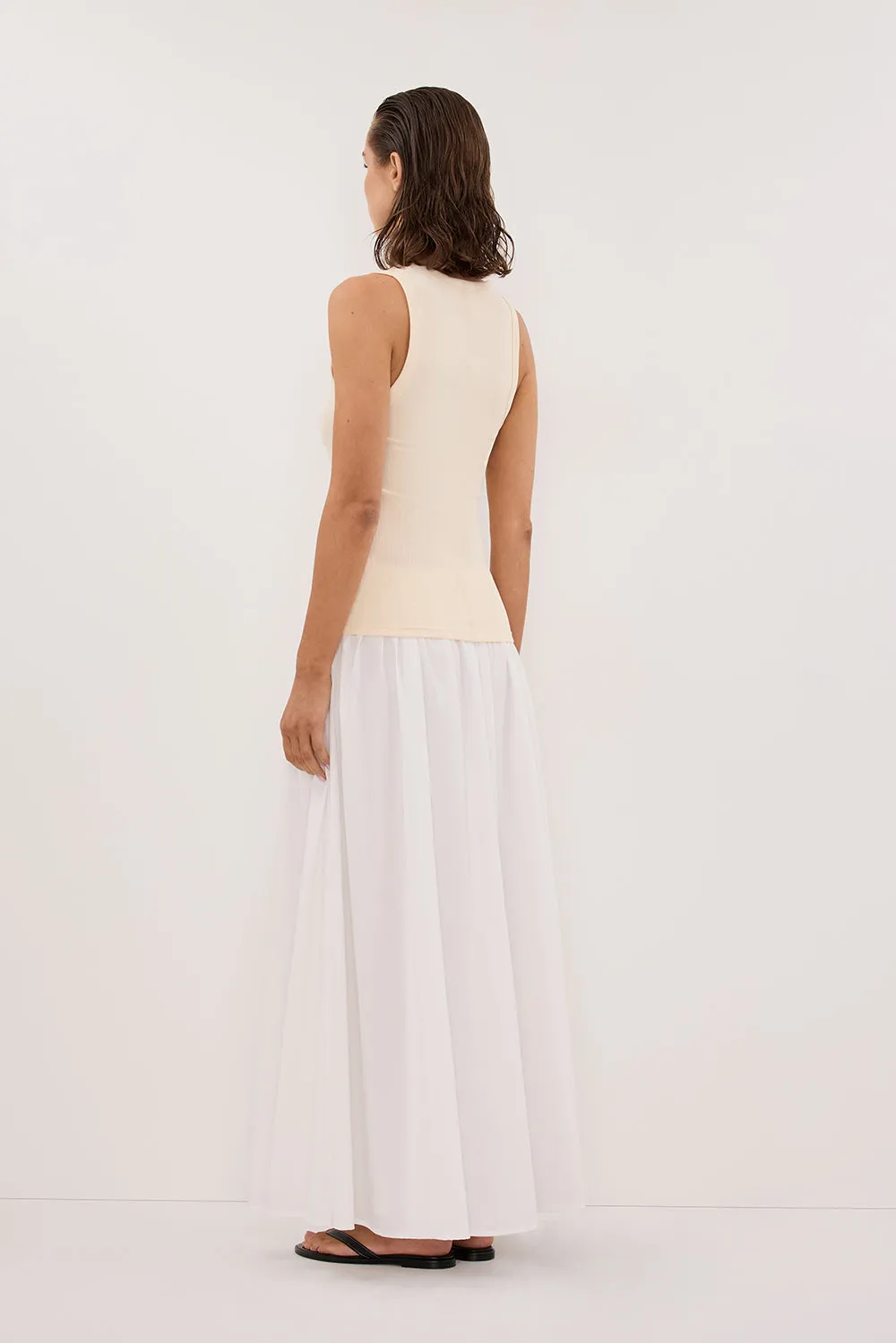 CLARA SANDSTONE SCOOP NECK TANK TOP sold by Dissh product image thumbnail 4