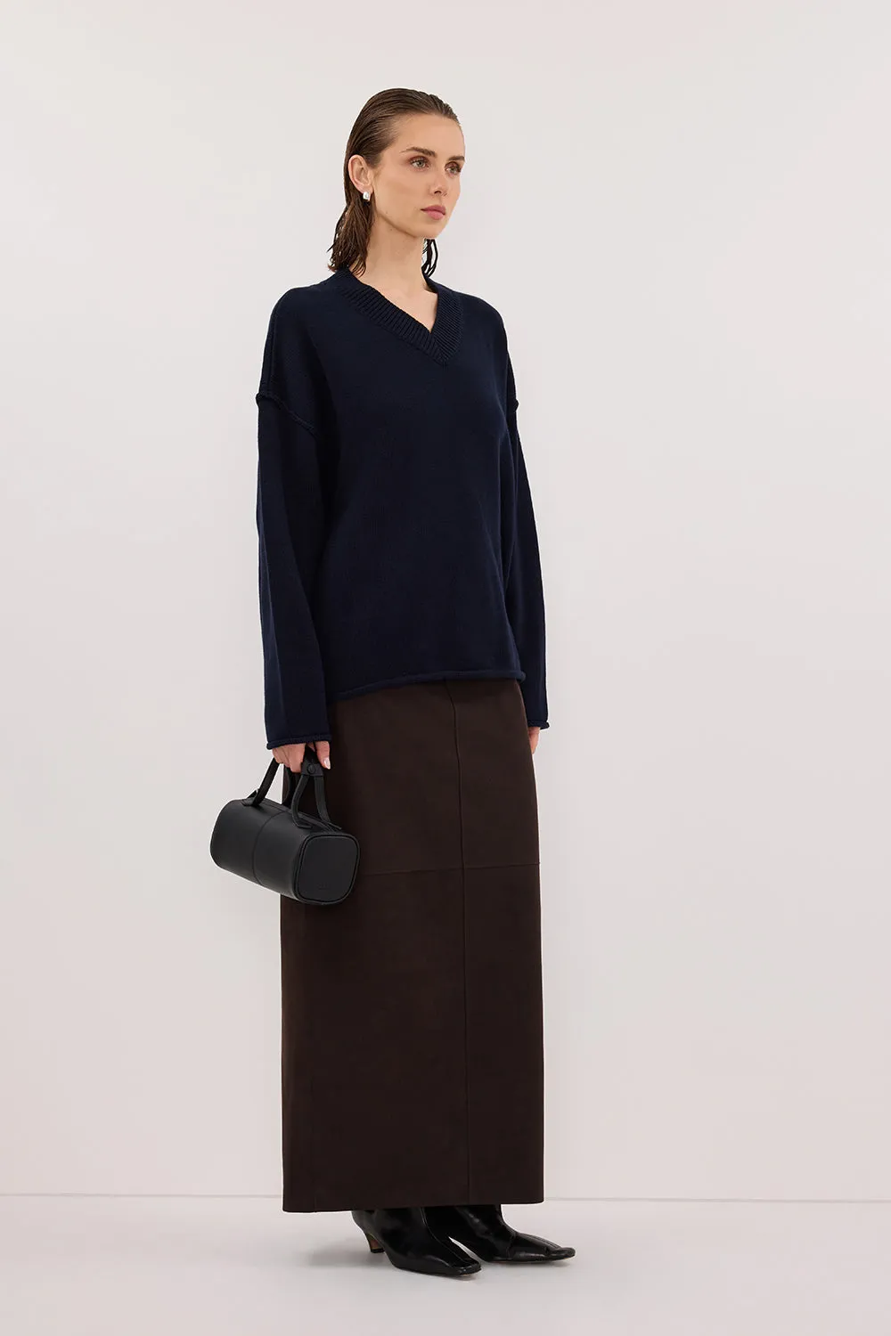 FLINT INK V NECK KNIT JUMPER sold by Dissh product image thumbnail 4