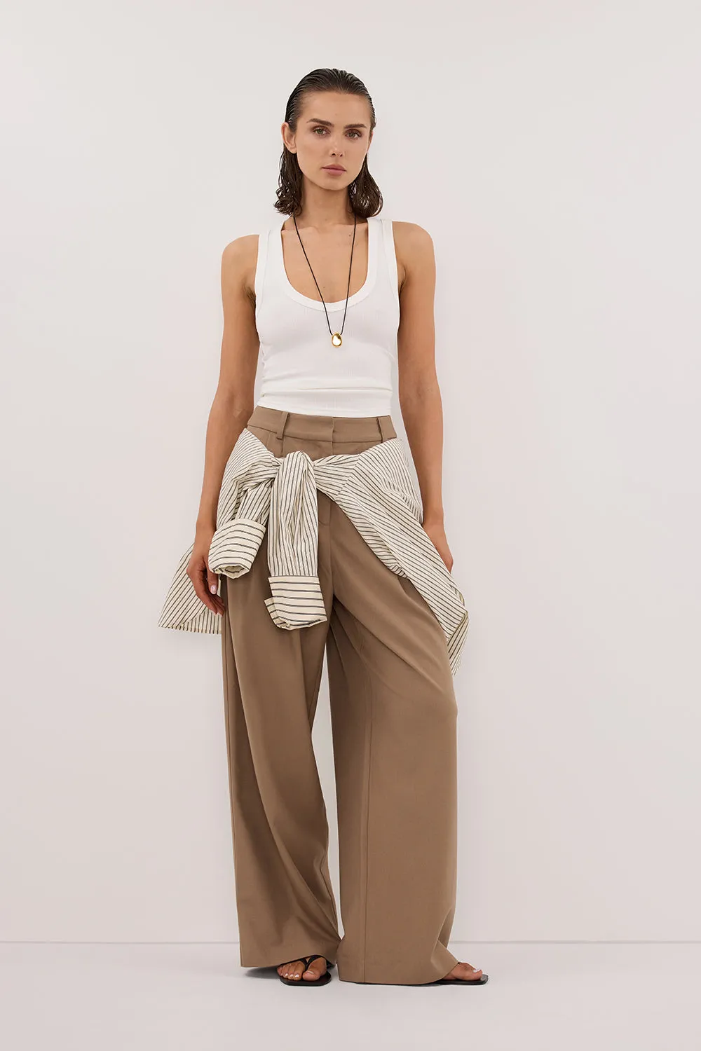 YASMIN OFF WHITE SLEEVELESS KNIT TANK sold by Dissh