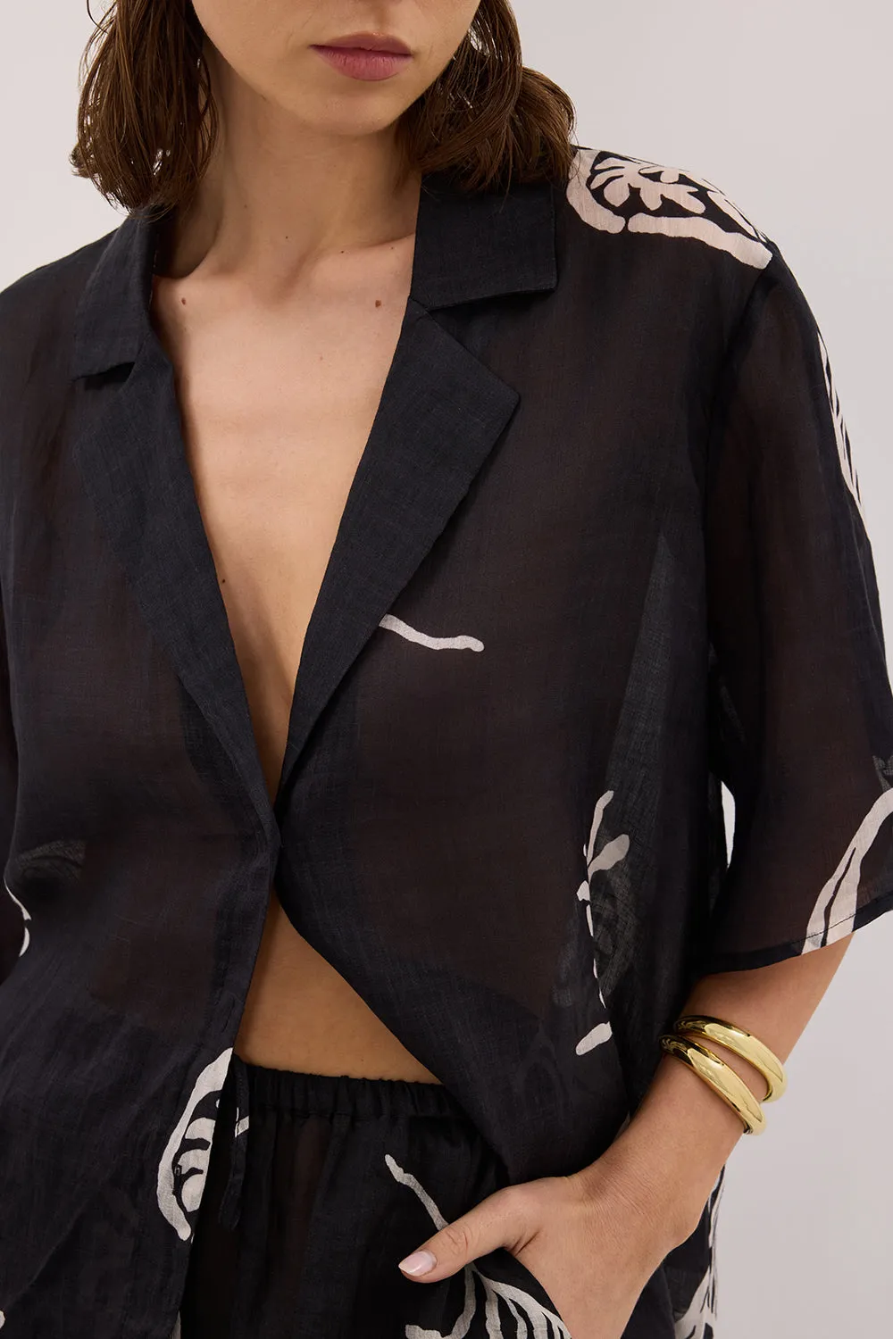 POSITANO BLACK RAMIE SHIRT sold by Dissh product image thumbnail 5