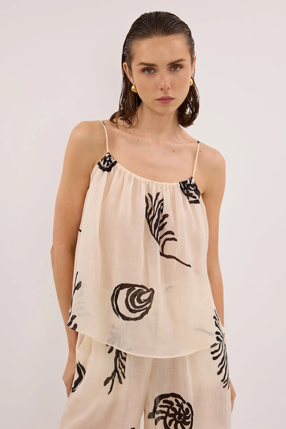 POSITANO SANDSTONE SLEEVELESS RAMIE TOP sold by Dissh product image thumbnail 2