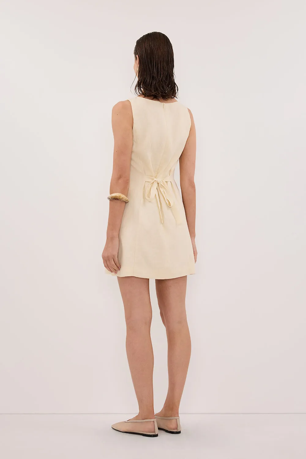 LACY STRAW SLEEVELESS LINEN MINI DRESS sold by Dissh product image thumbnail 4