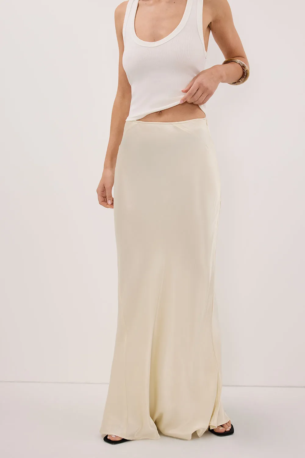 CHARLI STRAW SATIN MAXI SKIRT sold by Dissh product image thumbnail 2
