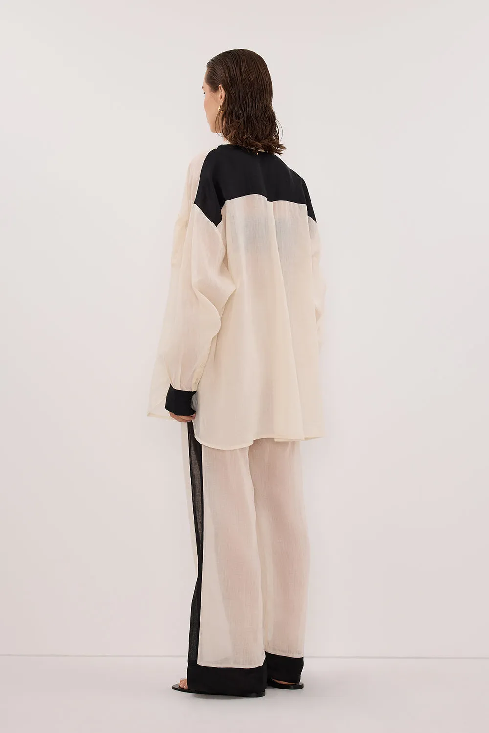 VIVIANNA SANDSTONE RAMIE SHIRT sold by Dissh product image thumbnail 4