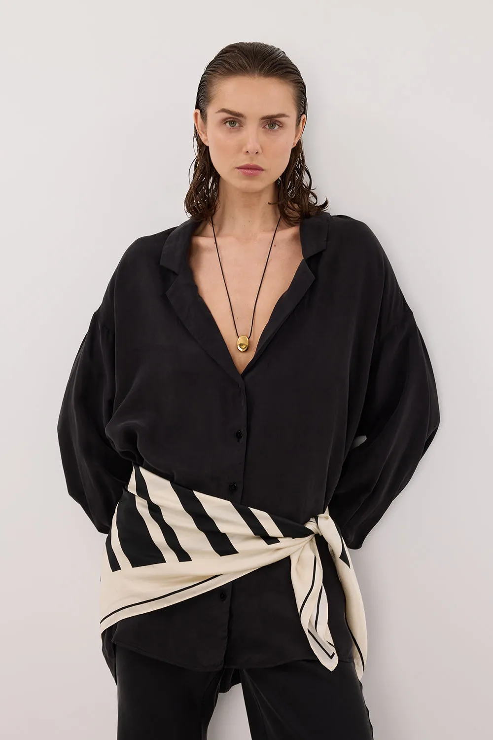 LUCILLE BLACK LONG SLEEVE CUPRO SHIRT sold by Dissh product image thumbnail 2