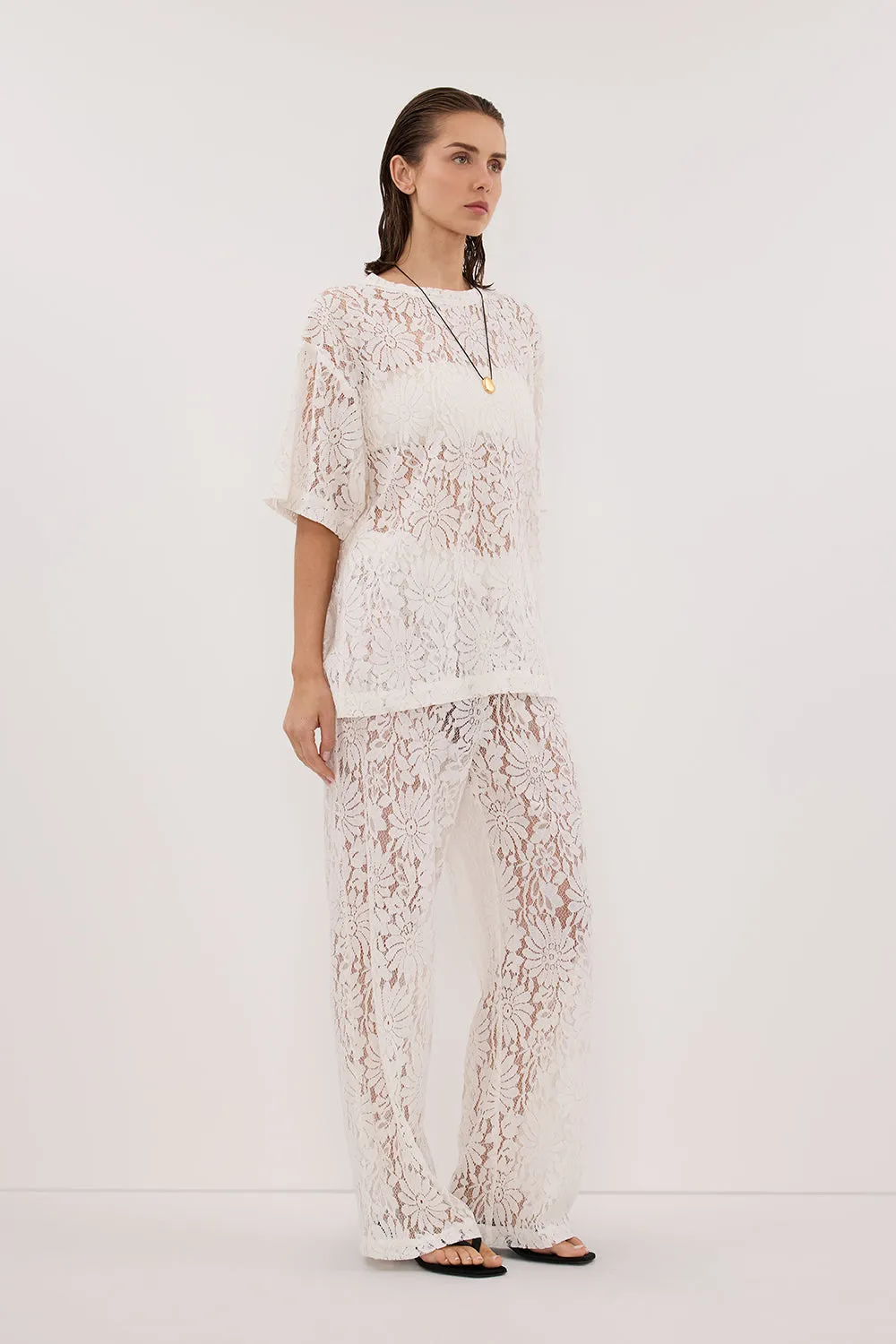 WILMA WHITE LACE TEE sold by Dissh product image thumbnail 3