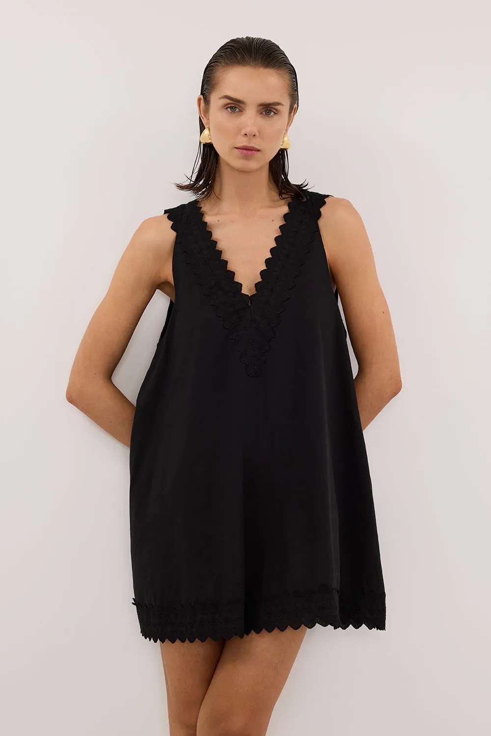 ANNABEL BLACK SLEEVELESS V NECK MINI DRESS sold by Dissh product image thumbnail 2