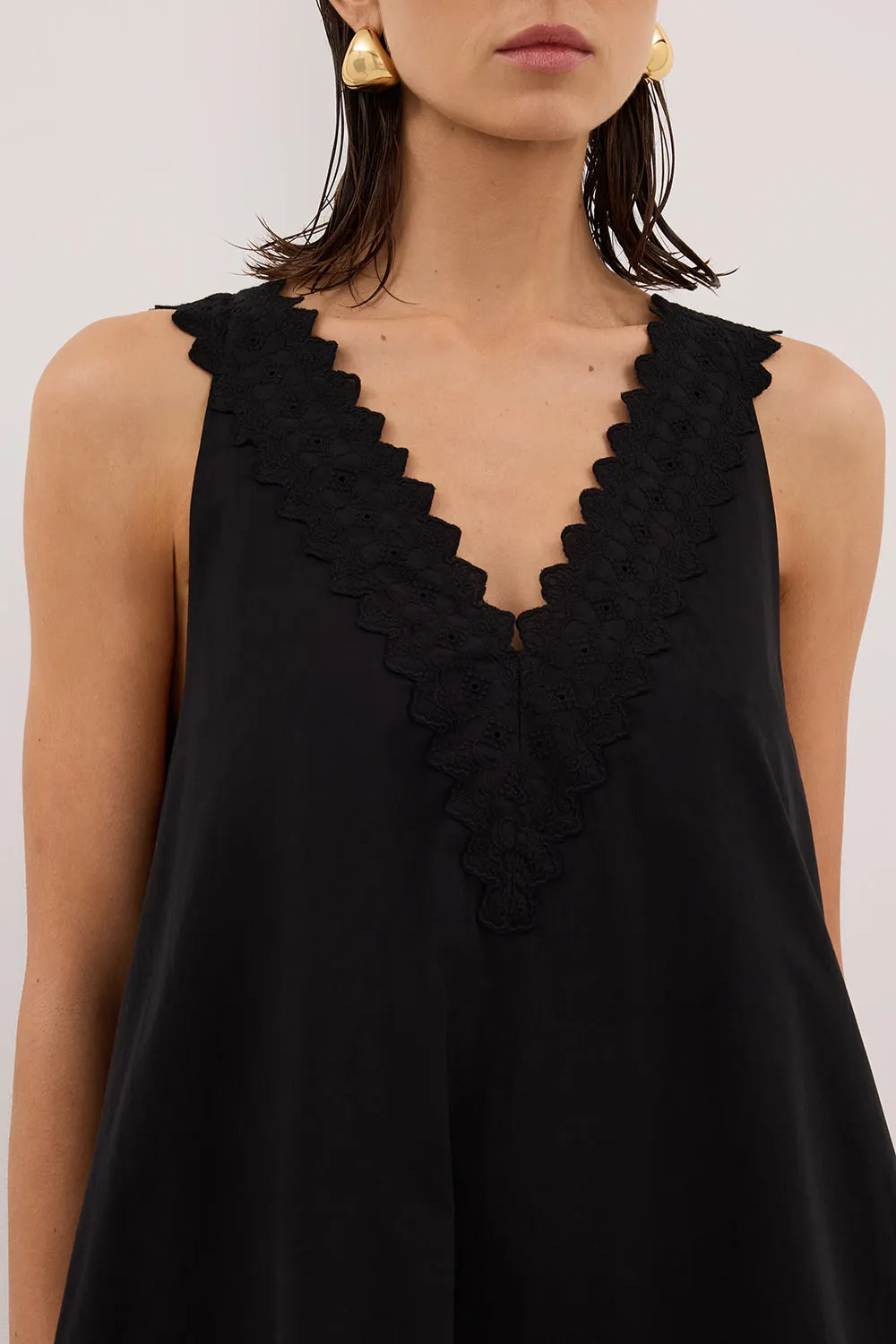 ANNABEL BLACK SLEEVELESS V NECK MINI DRESS sold by Dissh product image thumbnail 5