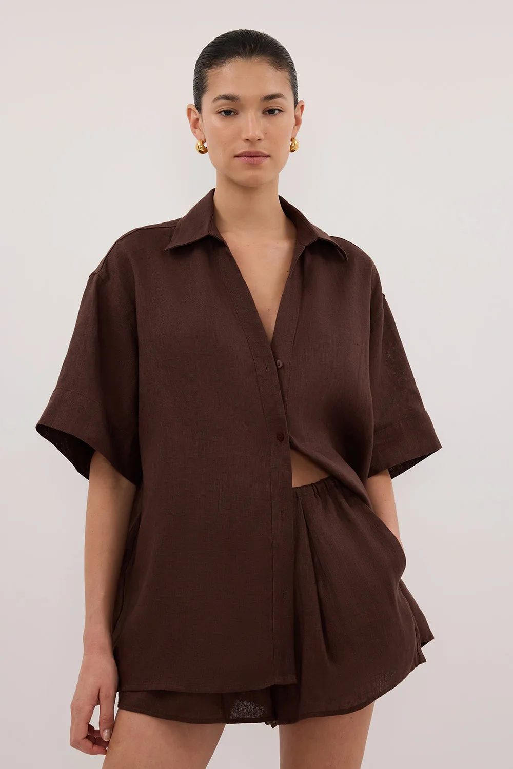HELENA COCOA OVERSIZED LINEN SHIRT sold by Dissh product image thumbnail 2