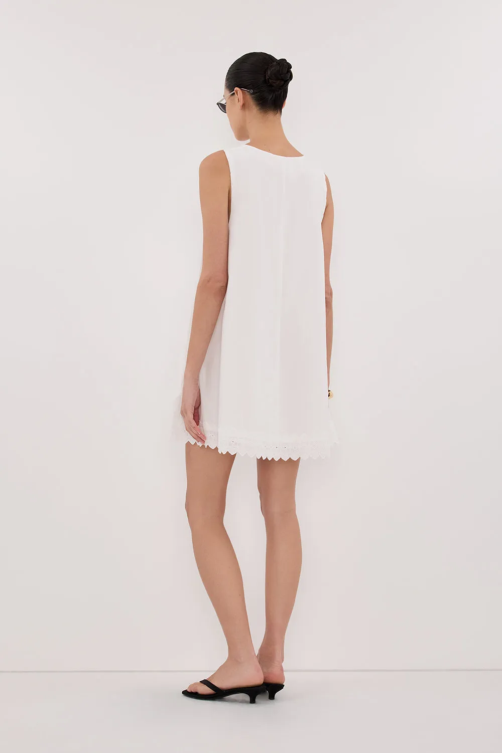 ANNABEL WHITE SLEEVELESS V NECK MINI DRESS sold by Dissh product image thumbnail 4