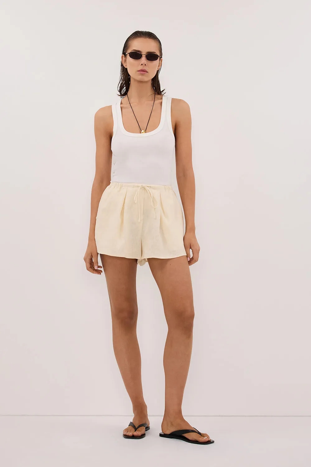 HELENA STRAW LINEN SHORT sold by Dissh product image thumbnail 5