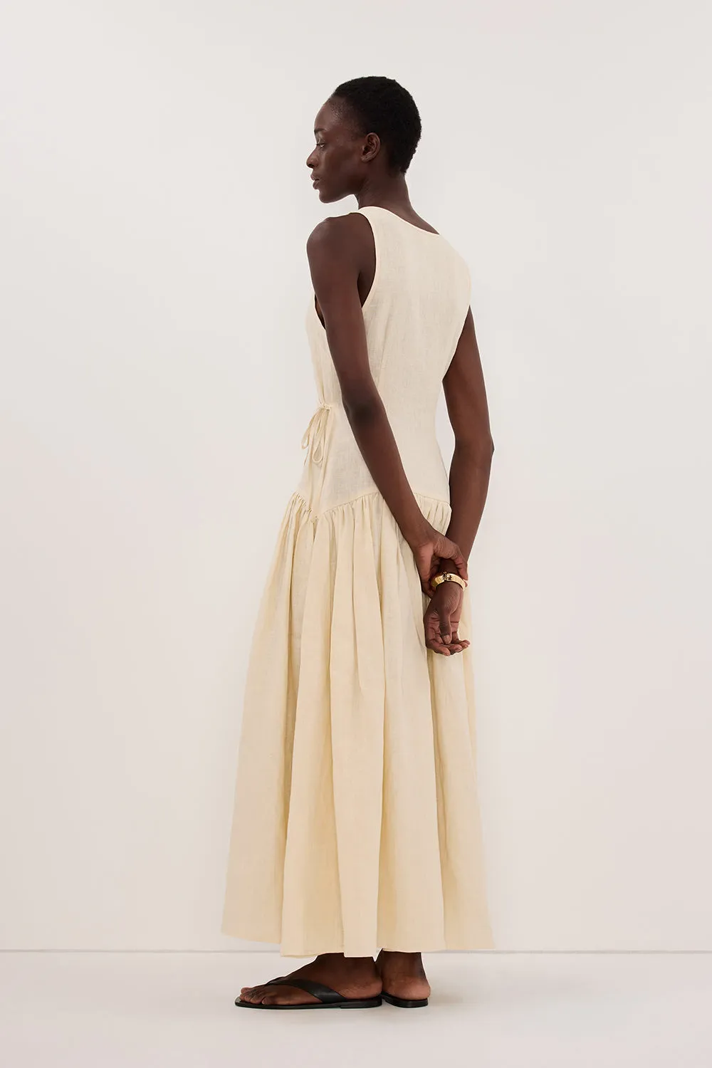 ILIO STRAW SLEEVELESS LINEN WRAP MIDI DRESS sold by Dissh product image thumbnail 4