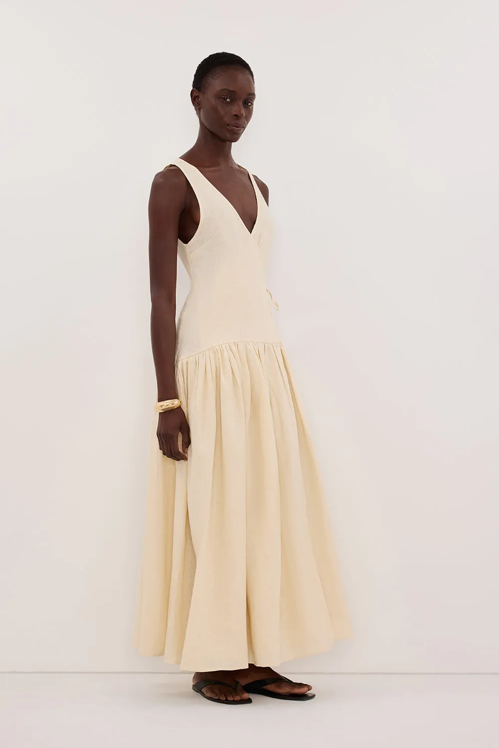 ILIO STRAW SLEEVELESS LINEN WRAP MIDI DRESS sold by Dissh product image thumbnail 3