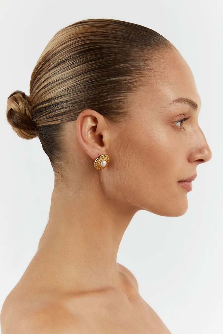 CENDRE MARNI GOLD & PEARL STUDS sold by Dissh product image thumbnail 4