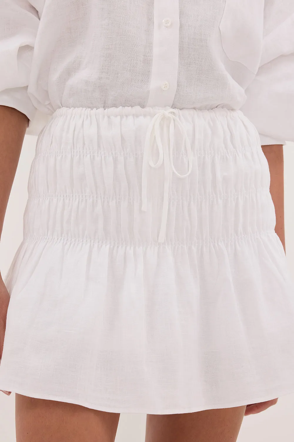 MAIA WHITE LINEN MINI SKIRT sold by Dissh product image thumbnail 5