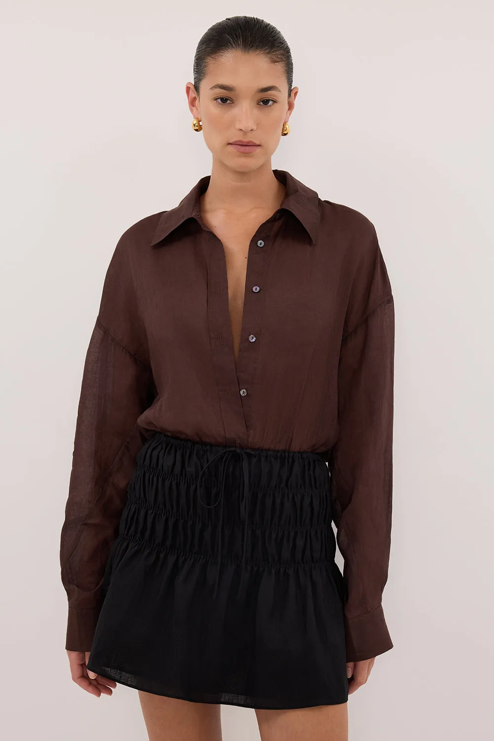 MAIA BLACK LINEN MINI SKIRT sold by Dissh product image thumbnail 2
