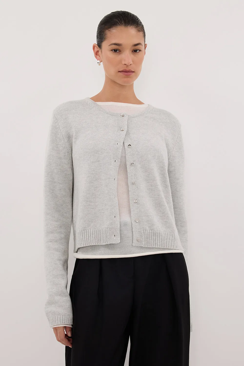LISE SILVER LIGHT KNIT CARDIGAN sold by Dissh product image thumbnail 2