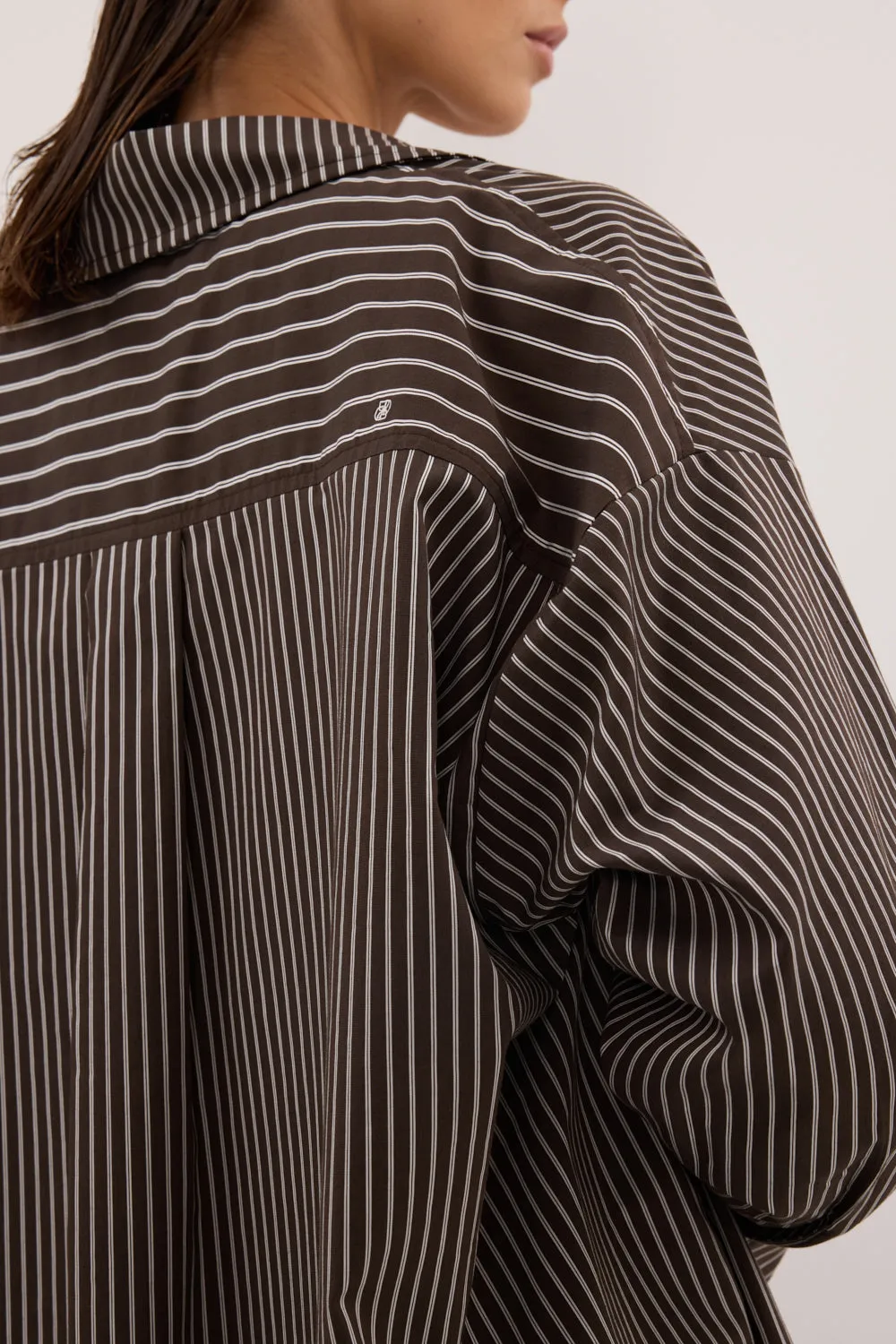 SABLE OVERSIZED BITTER CHOC SILK BLEND SHIRT sold by Dissh product image thumbnail 5