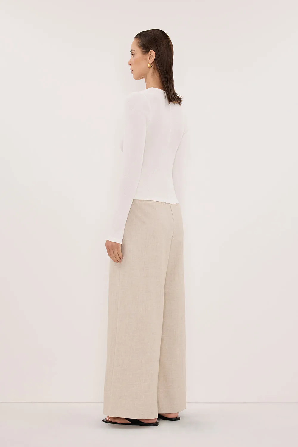 YASMIN OFF WHITE LONG SLEEVE KNIT TOP sold by Dissh product image thumbnail 4