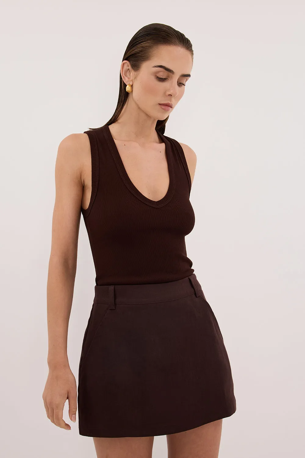 EVIE BURNT CHOC LINEN SKORT sold by Dissh product image thumbnail 2
