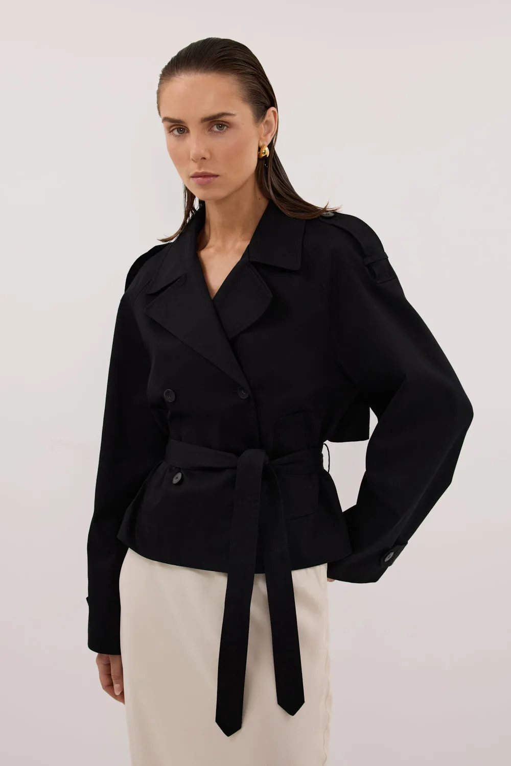 GABRIEL BLACK CROPPED TRENCH COAT sold by Dissh product image thumbnail 2