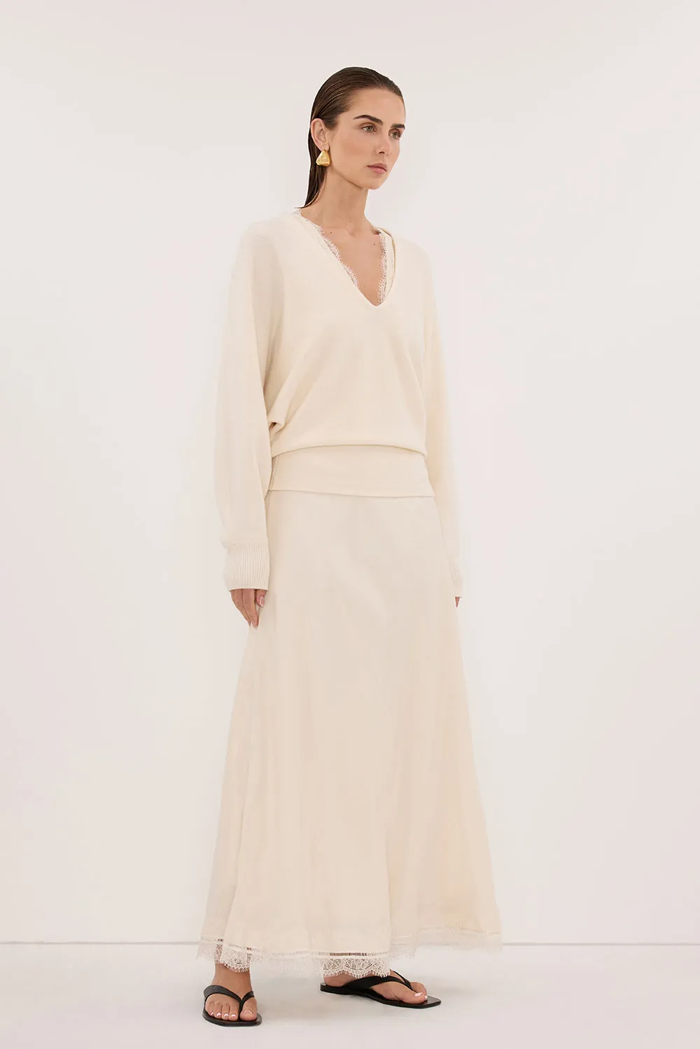 LUMI CREAM V NECK MERINO KNIT JUMPER sold by Dissh product image thumbnail 3