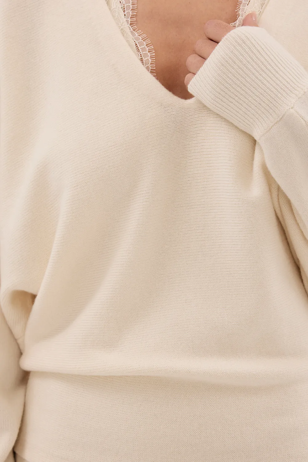 LUMI CREAM V NECK MERINO KNIT JUMPER sold by Dissh product image thumbnail 5