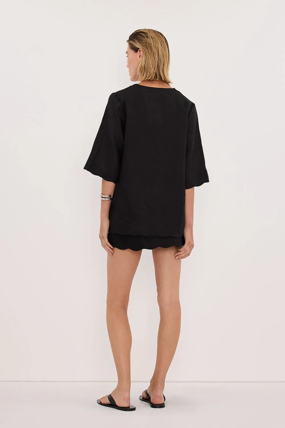 LELA BLACK LINEN SKORT sold by Dissh product image thumbnail 4