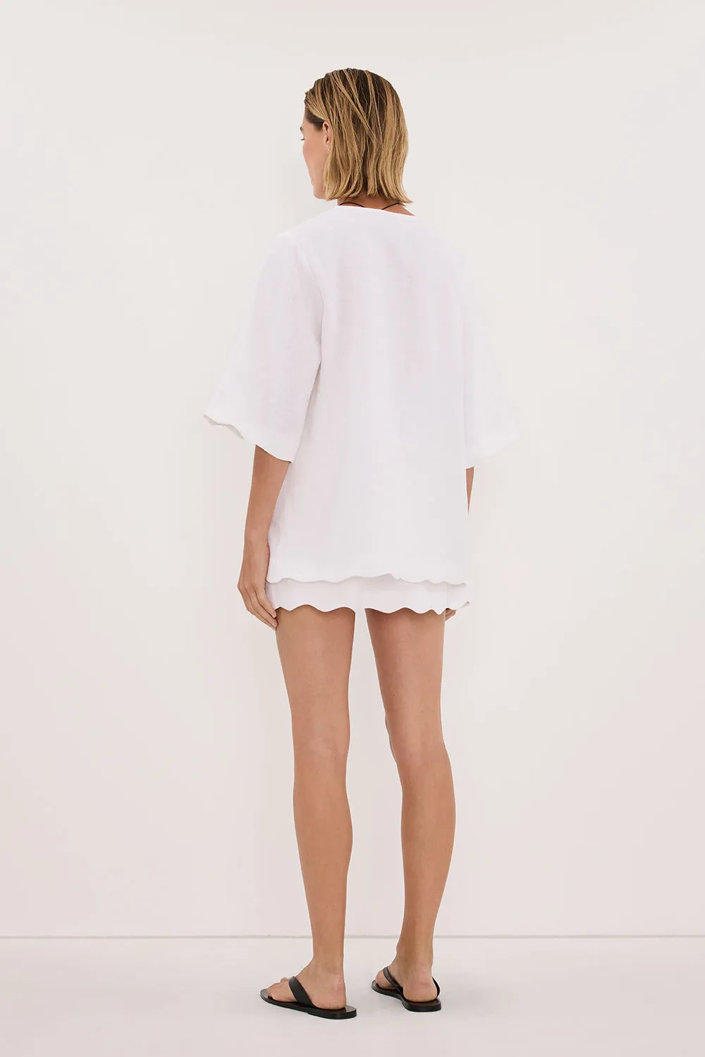 LELA WHITE LINEN SKORT sold by Dissh product image thumbnail 4