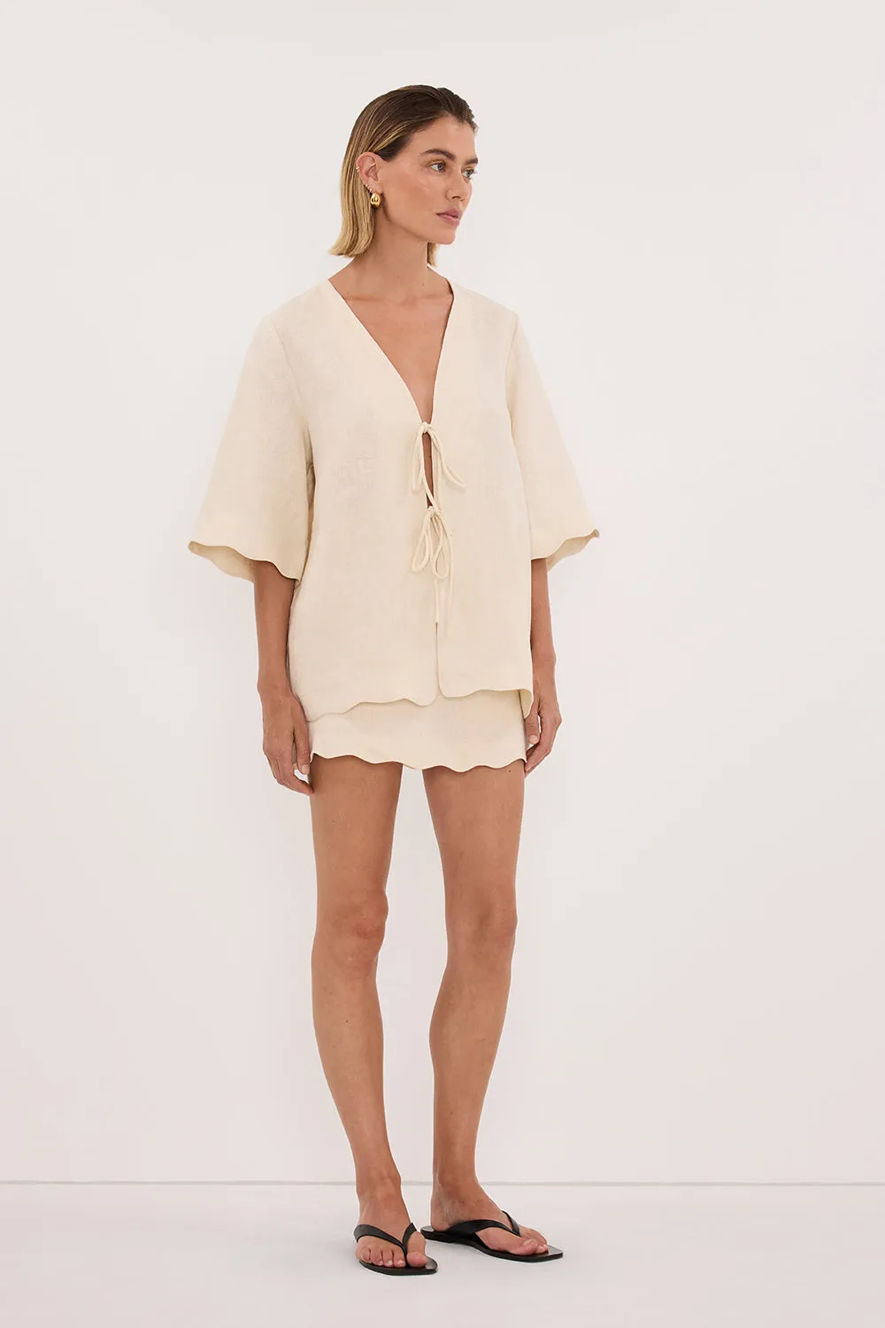 LELA SANDSTONE LINEN SKORT sold by Dissh product image thumbnail 3