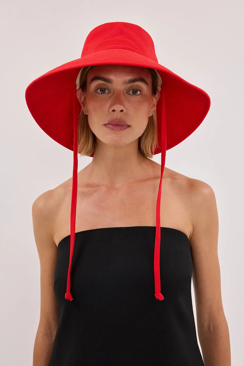 LACK OF COLOUR FLAME HOLIDAY BUCKET sold by Dissh product image thumbnail 3