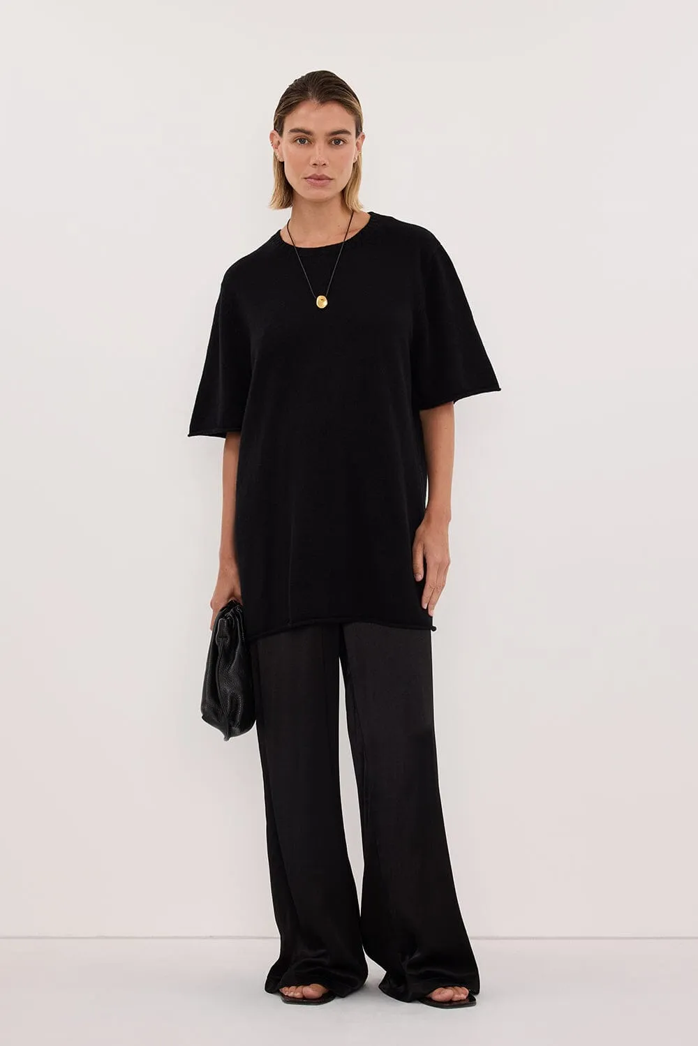 TESS BLACK LONGLINE KNIT TEE sold by Dissh